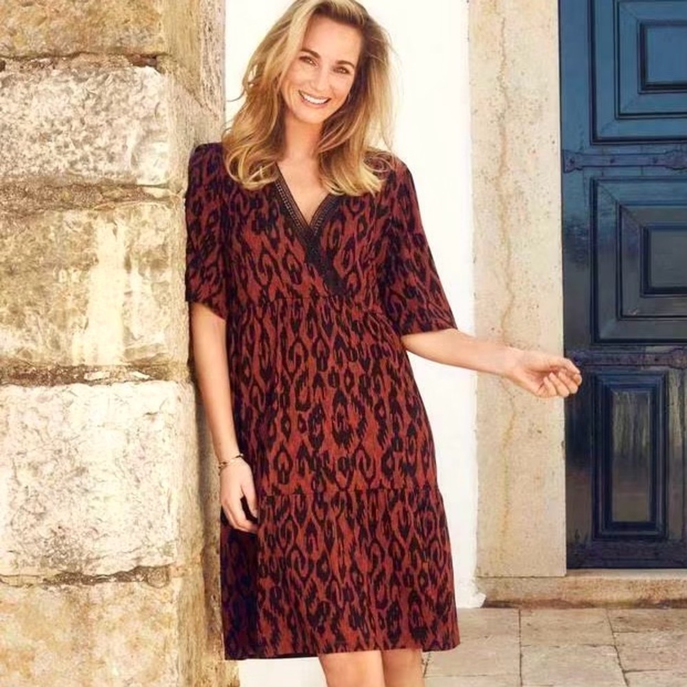 Tramontana Ikat Tiered Midi Dress Women’s Size M Surplice Neckline Stretch Knit